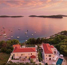 5 bedroom villa with infinity pool and sea views Hvar Town, sleeps 10